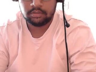 hornychubbyb